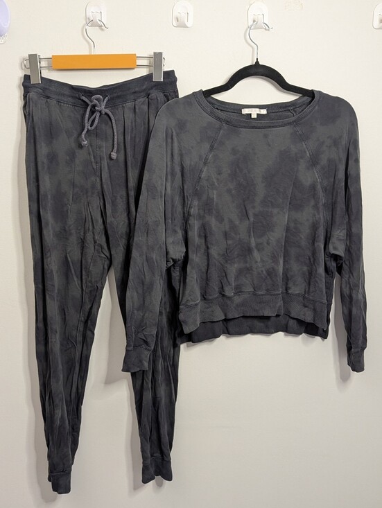 Z Supply Other - Z Supply Matching Grey Loungewear - Sweatshirt and Joggers Lounge Set XS
